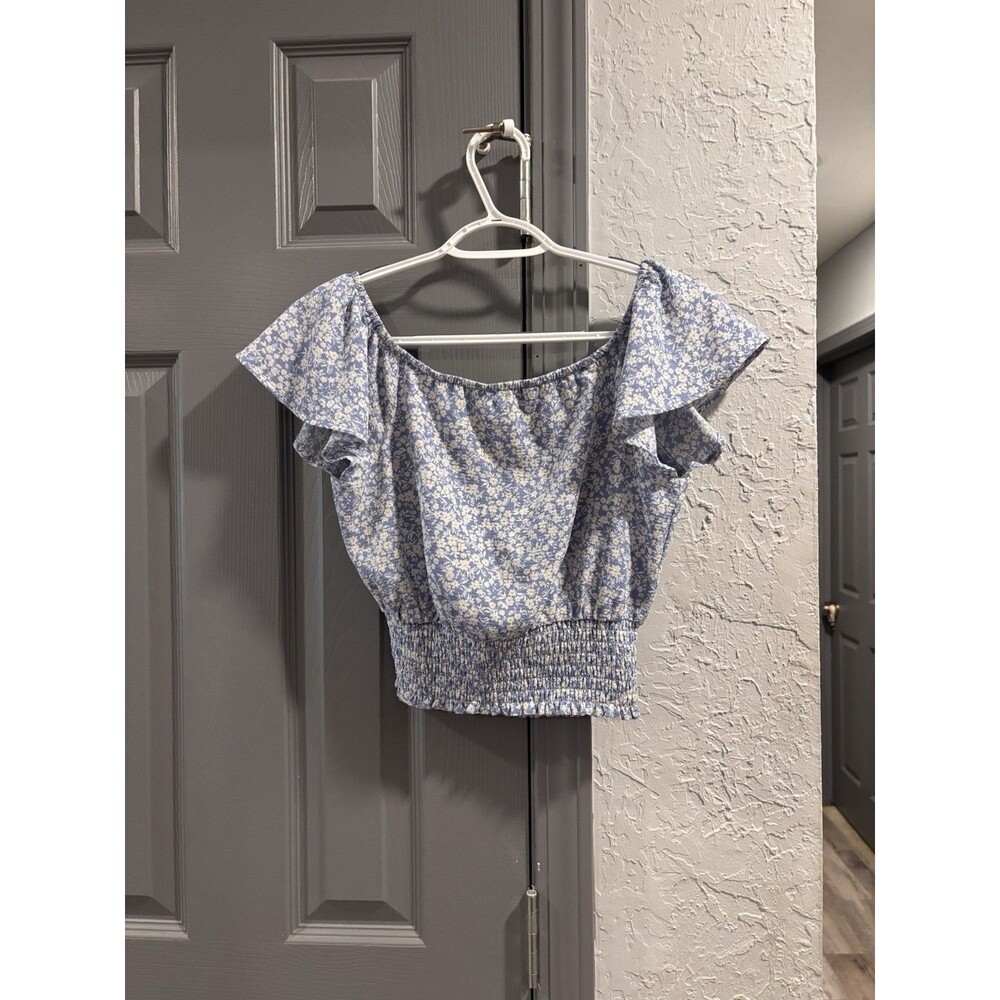 Monteau Los Angeles Blue Floral Cropped Flutter Short Sleeve Square Neck Blouse… - Picture 4 of 5